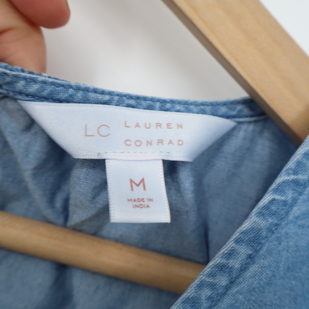 LC Lauren Conrad Blouse Womens Medium Blue Denim Pleated Short Sleeve Round Neck - Picture 3 of 6